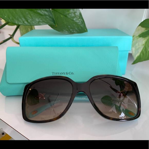 TIFFANY & CO SUNGLASSES - Picture 1 of 3